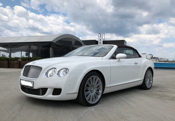 VIP-прогулянка на кабріолеті Bentley Continental GT
