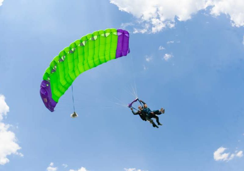 Прыжок с парашютом в тандеме с инструктором в Ивано-Франковске