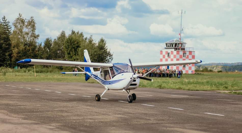 Ознакомительный полет во Львове на самолете K-10 Swift