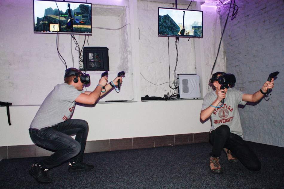Гра у віртуальну реальність