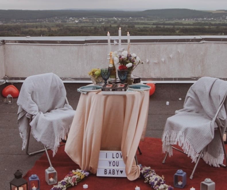 Романтическое свидание в Черновцах на крыше
