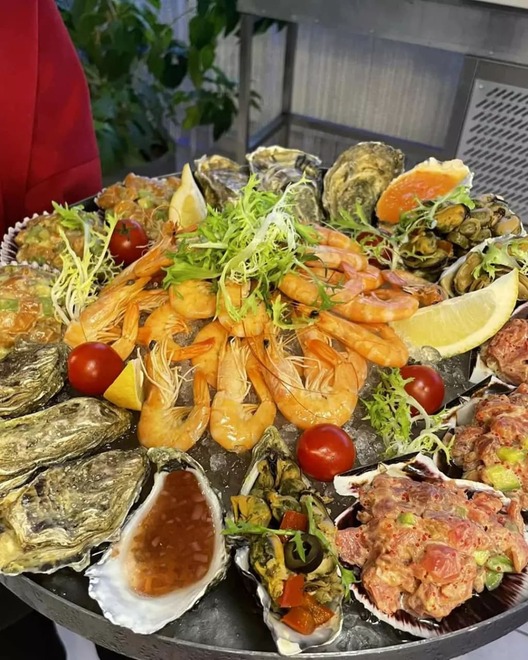 Гастровечір з морепродуктами в «Батискаф»