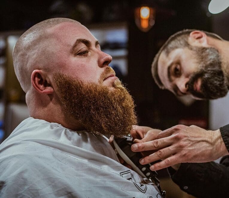 Стрижка бороды в барбершопе «Frisor» в Ровно