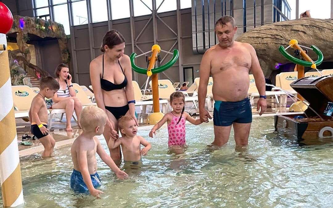Отдых для семьи в аквапарке «Карпатия»