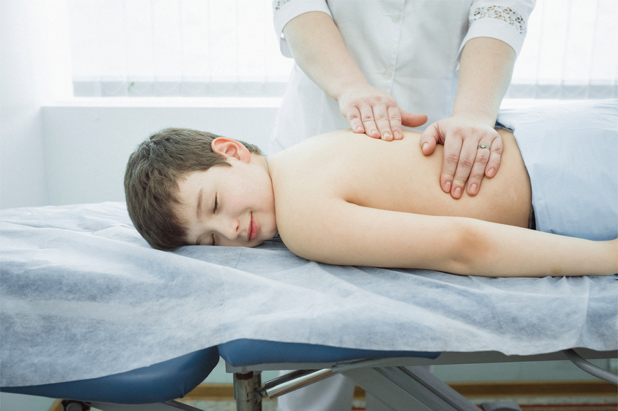 Дитячий масаж в “Релакс Центр”