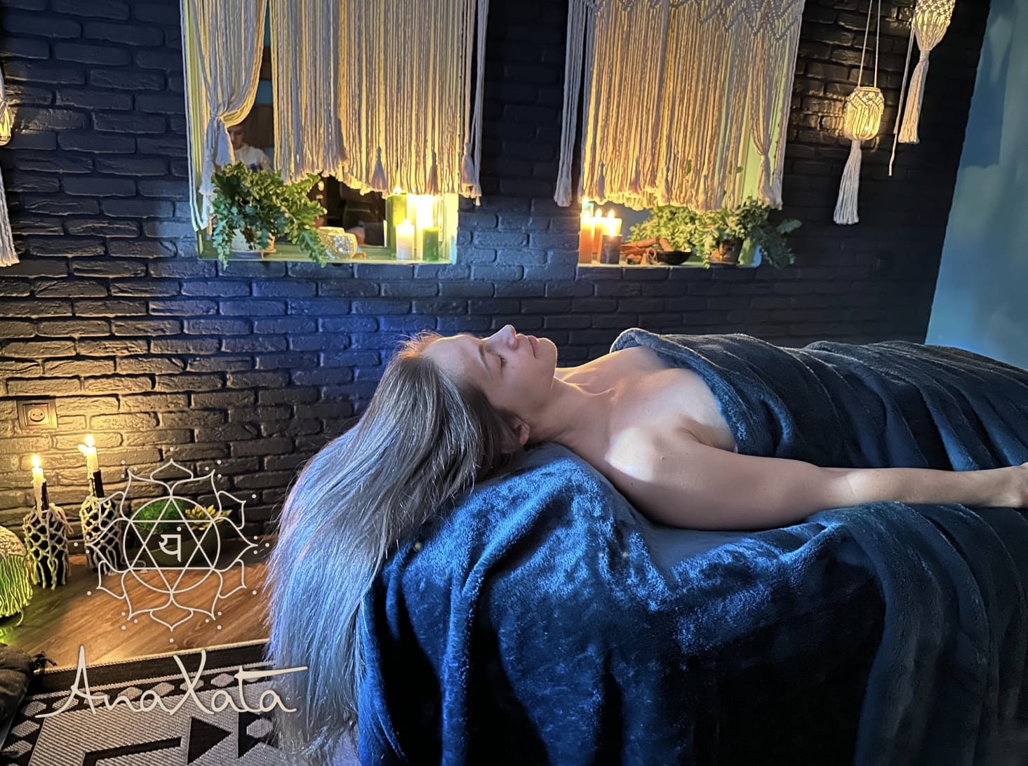 Тантрична практика з елементами масажу “5 відчуттів”