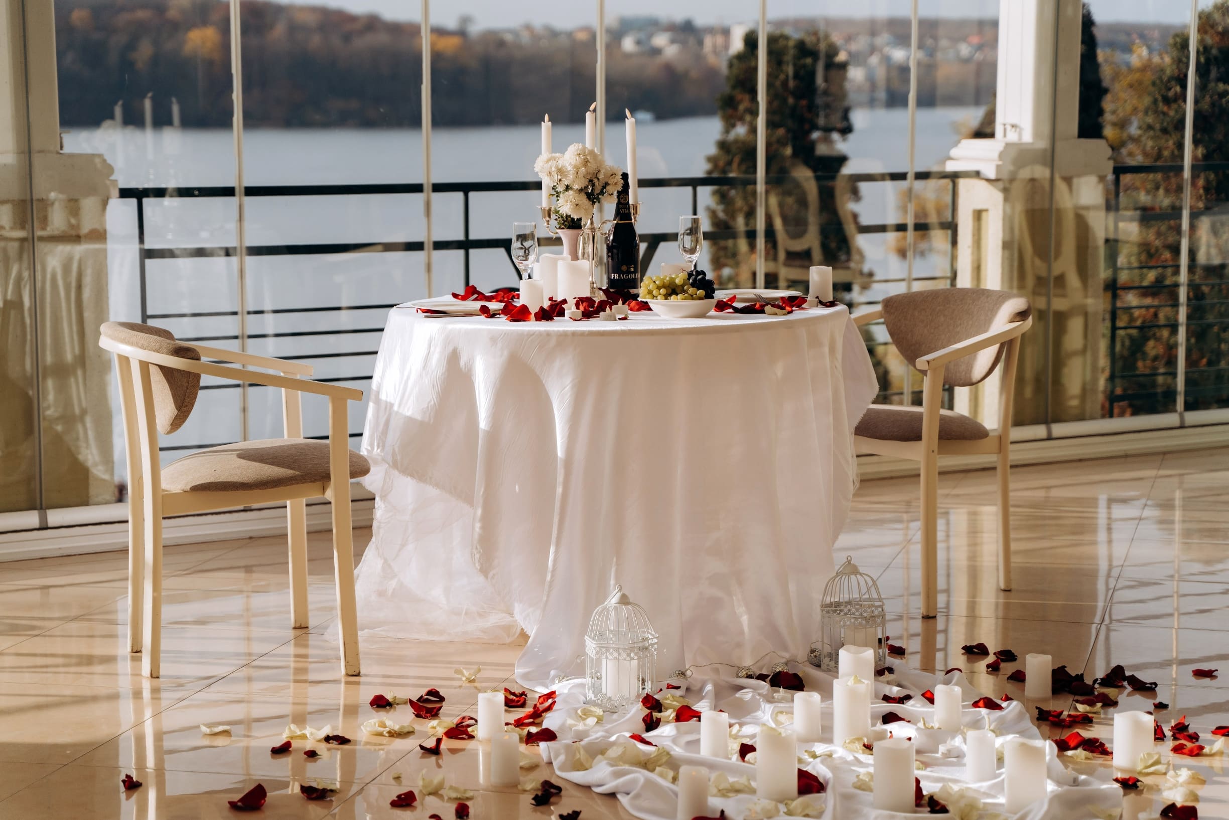 Романтичне побачення з панорамою на озеро в Тернополі